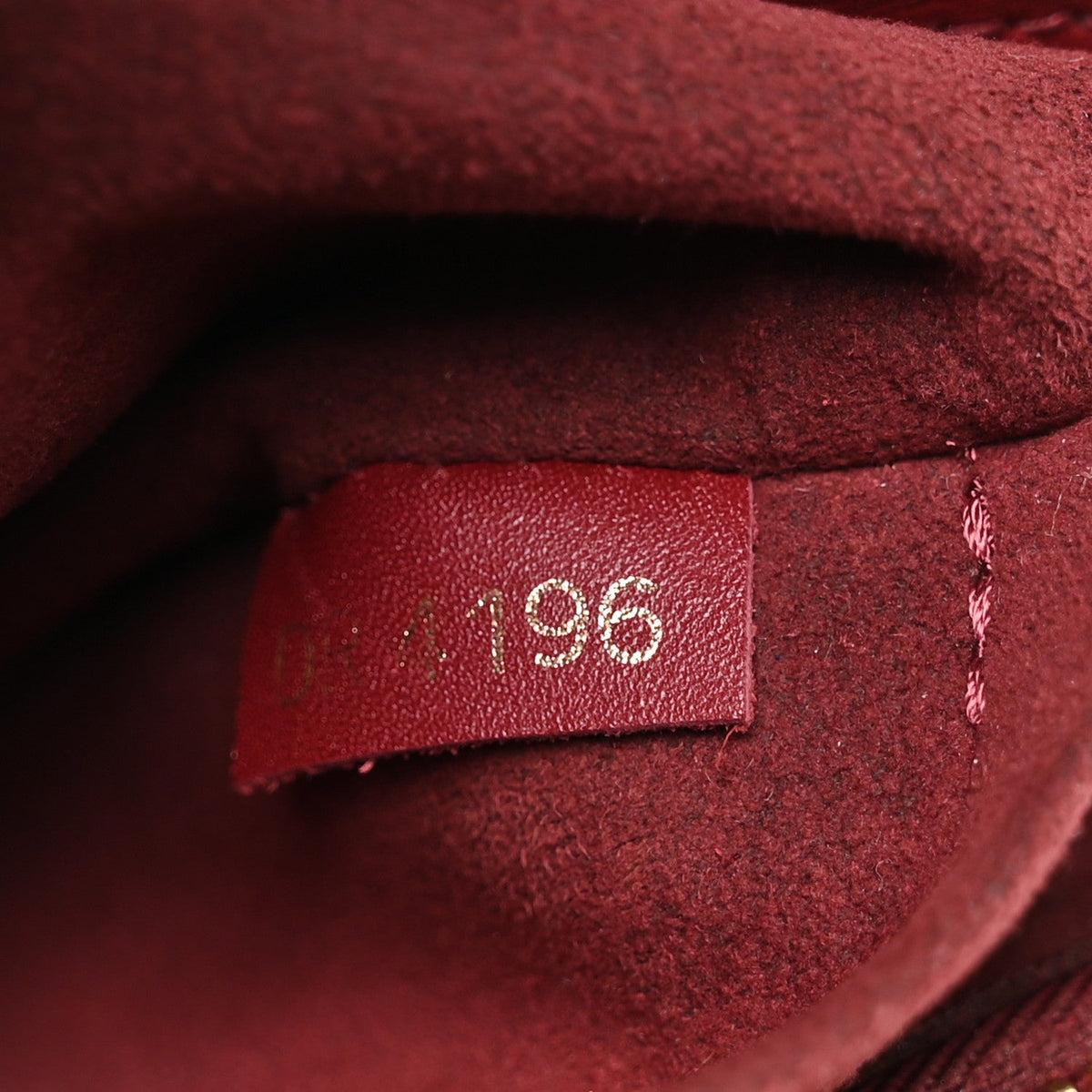 Monogram Venus Raisin