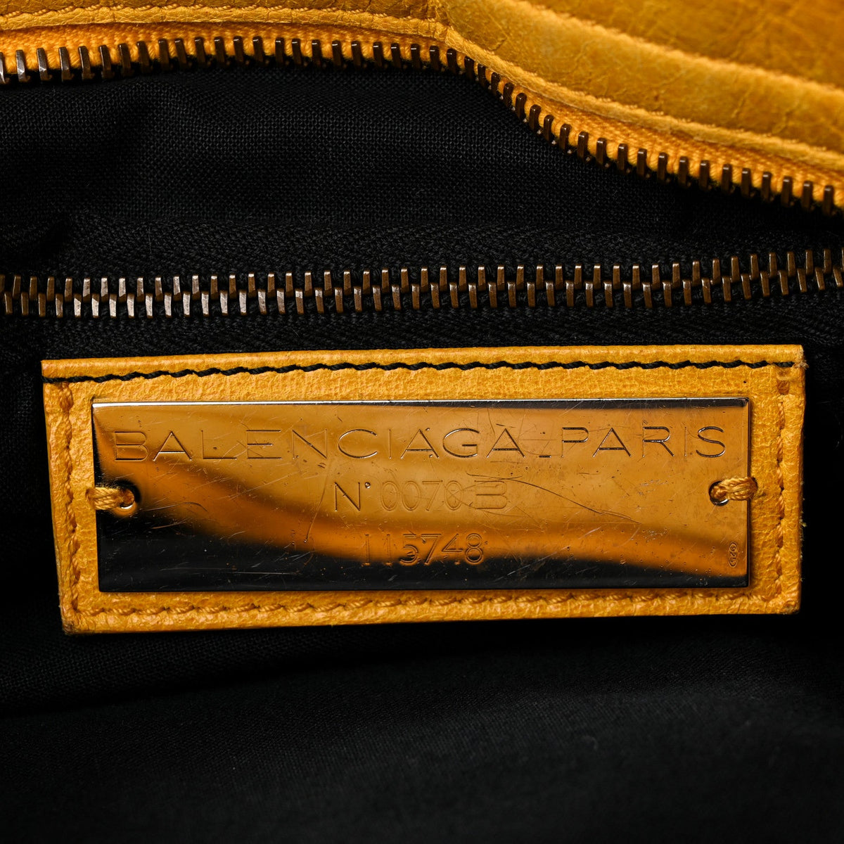 Chevre Classic Hardware City Marigold