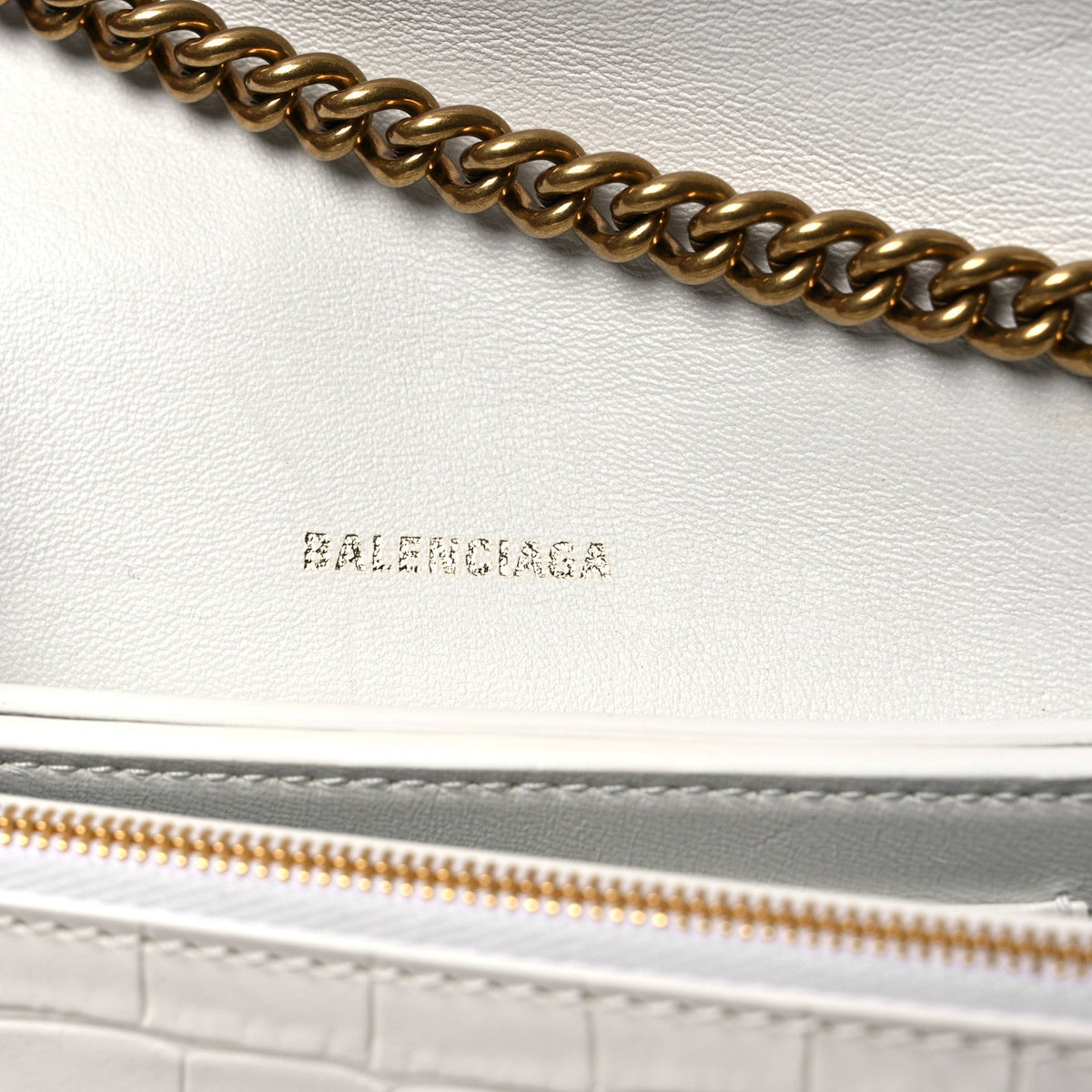 Calfskin Crocodile Embossed Small Crush Chain Bag White