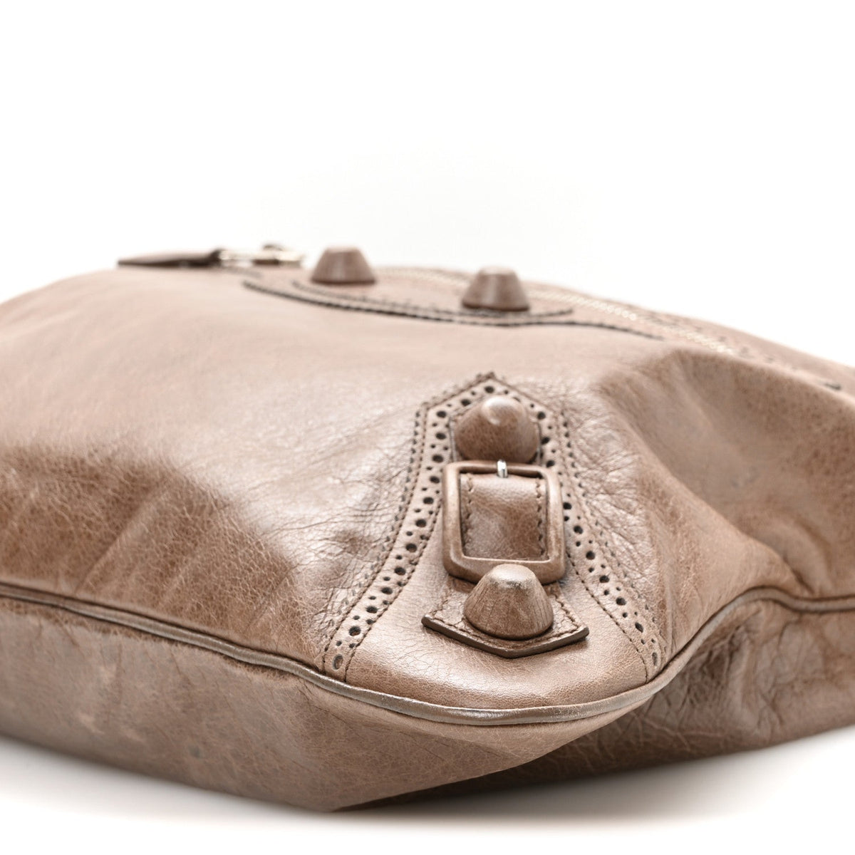 Agneau Giant Brogues Hardware Besace Hobo Taupe