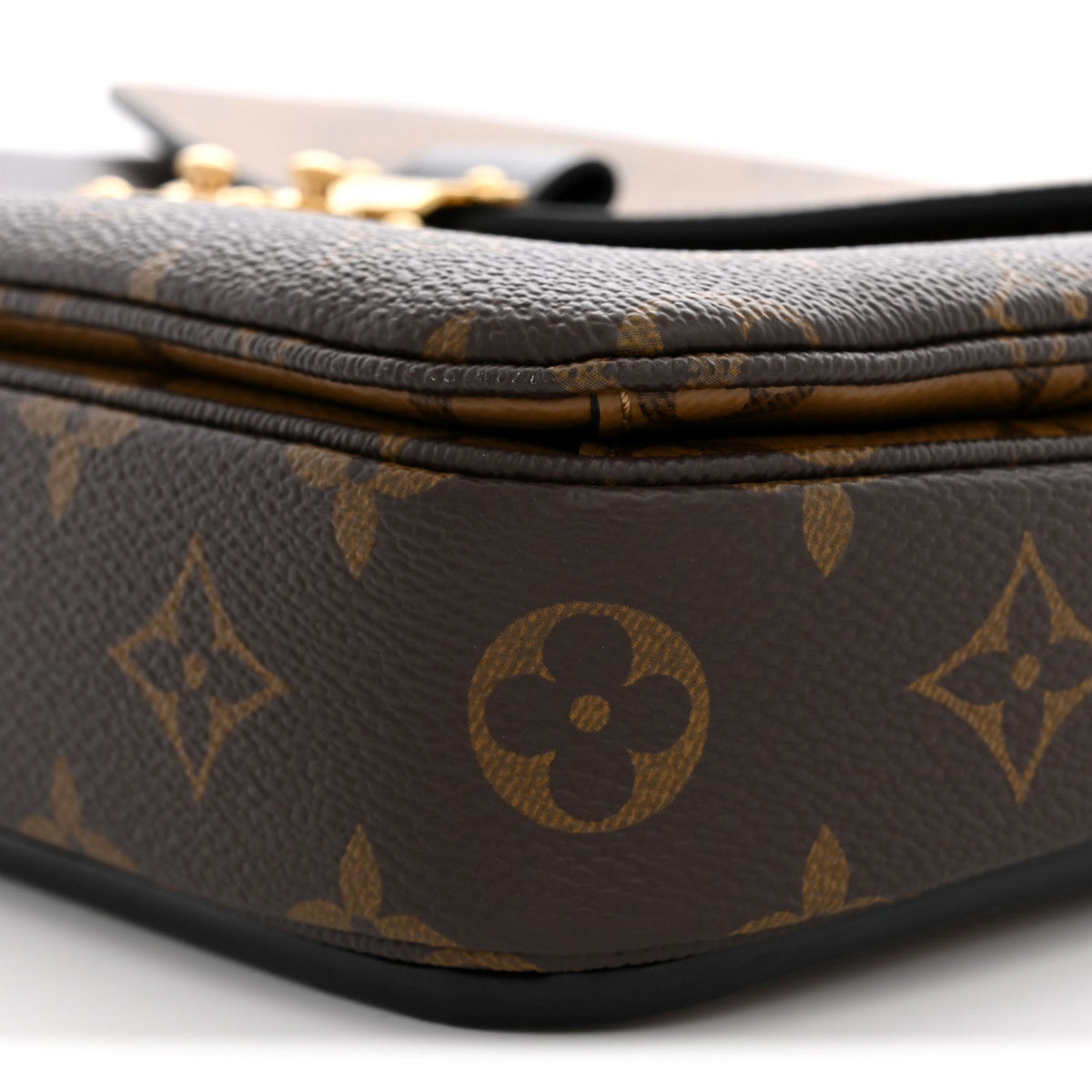 Reverse Monogram Pochette Metis