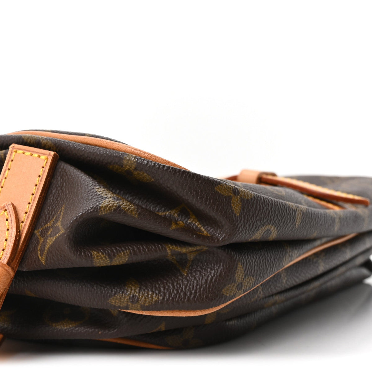 Monogram Saumur 35