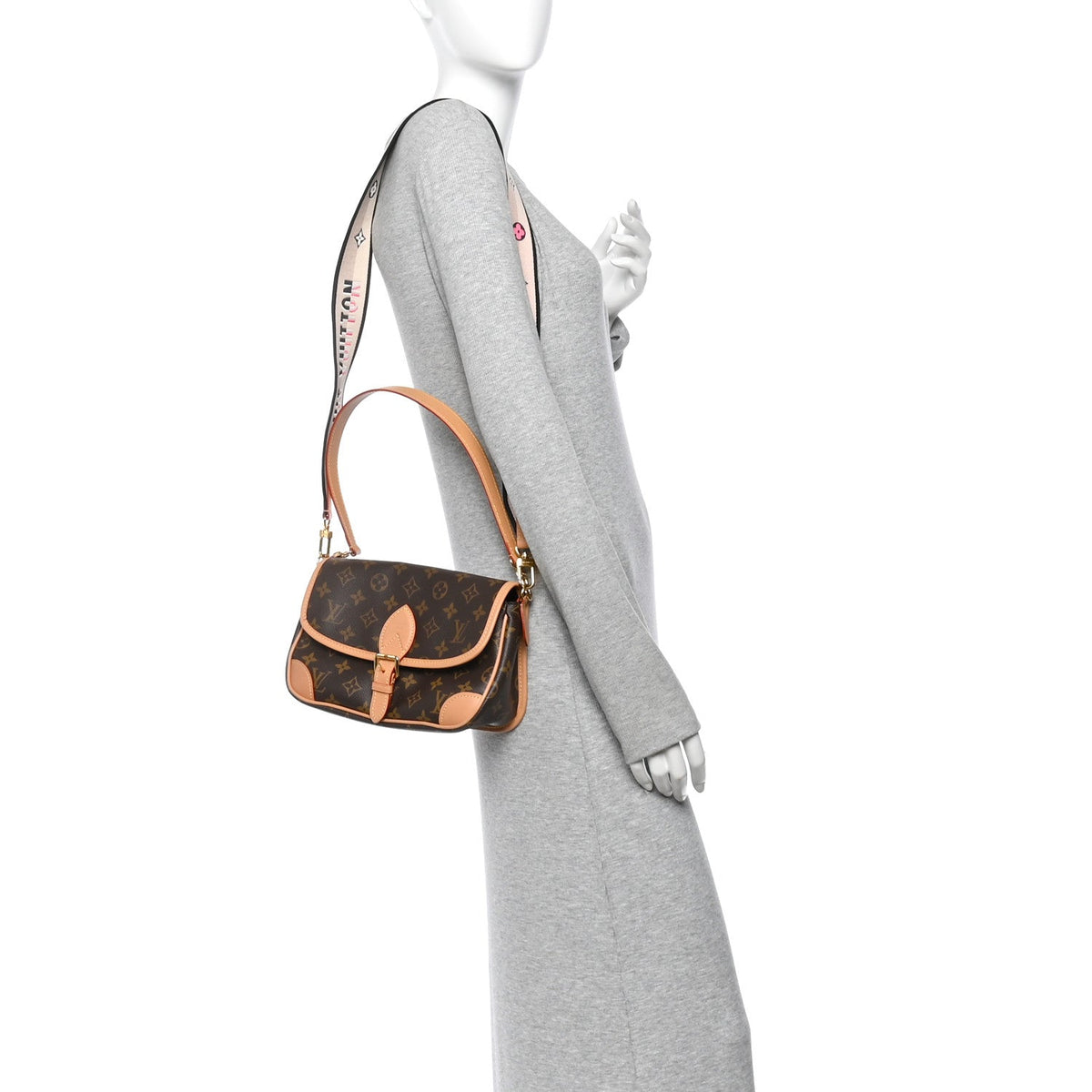 Monogram Diane Black