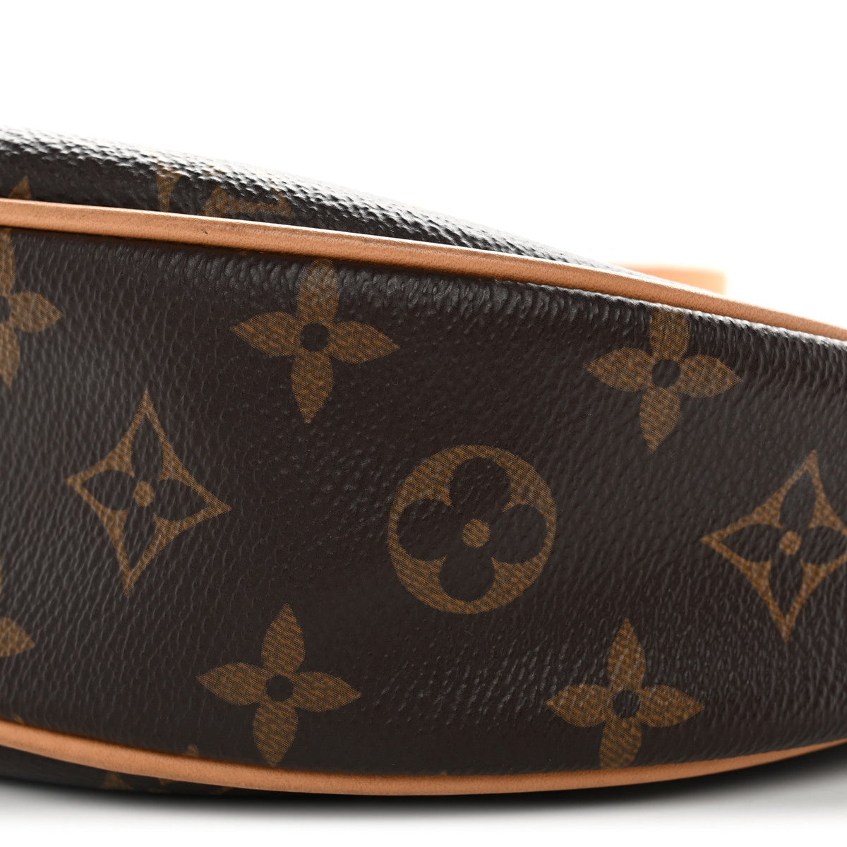 Monogram Loop