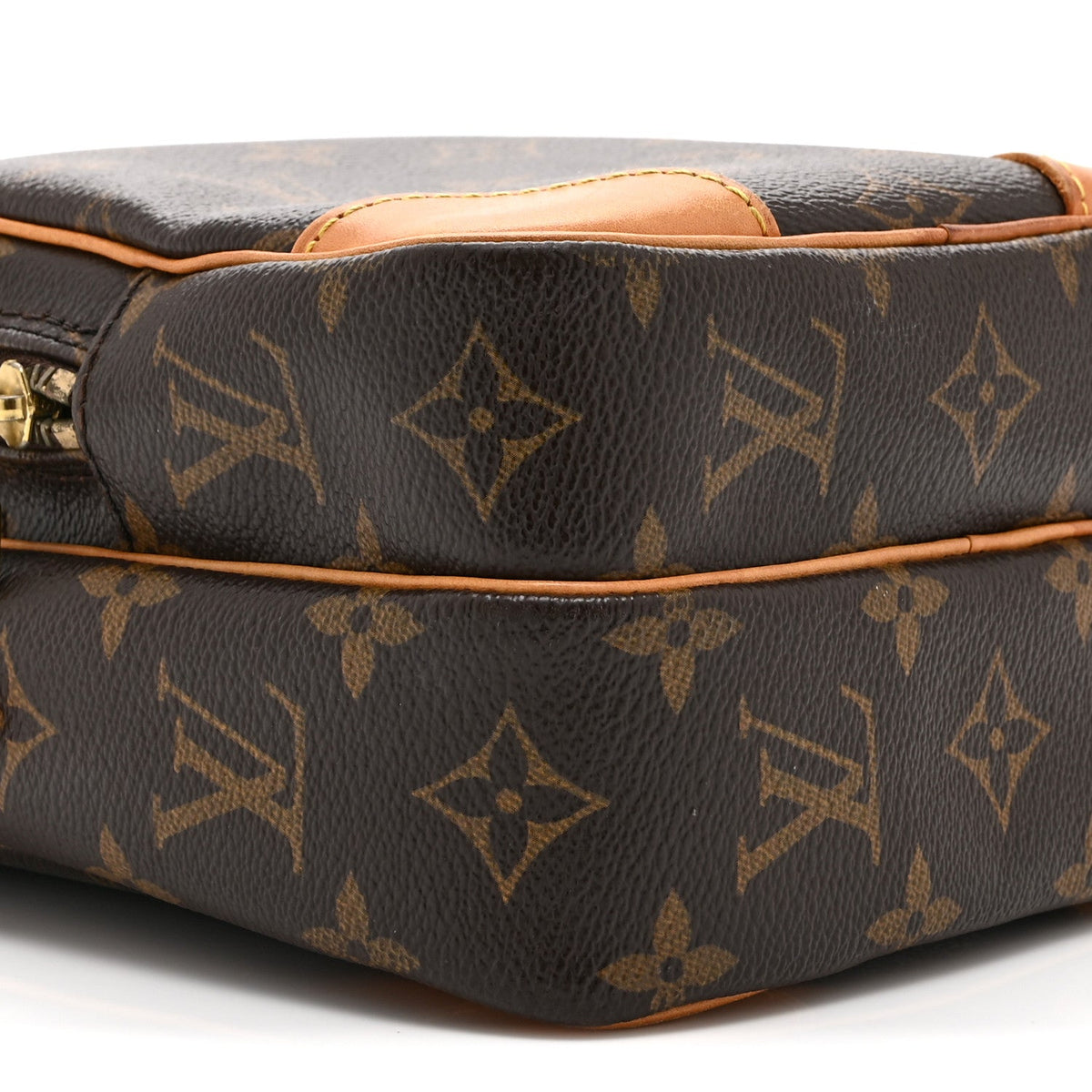 Monogram Amazone