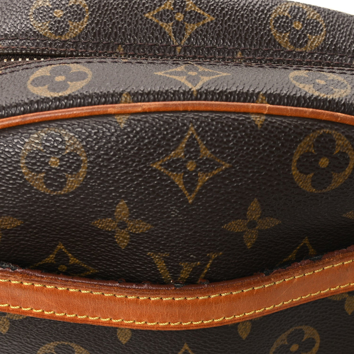 Monogram Blois