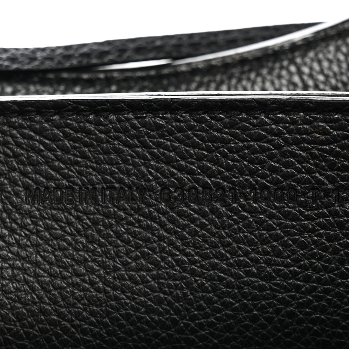 Grained Calfskin Neo Classic Gold Hardware S City Black