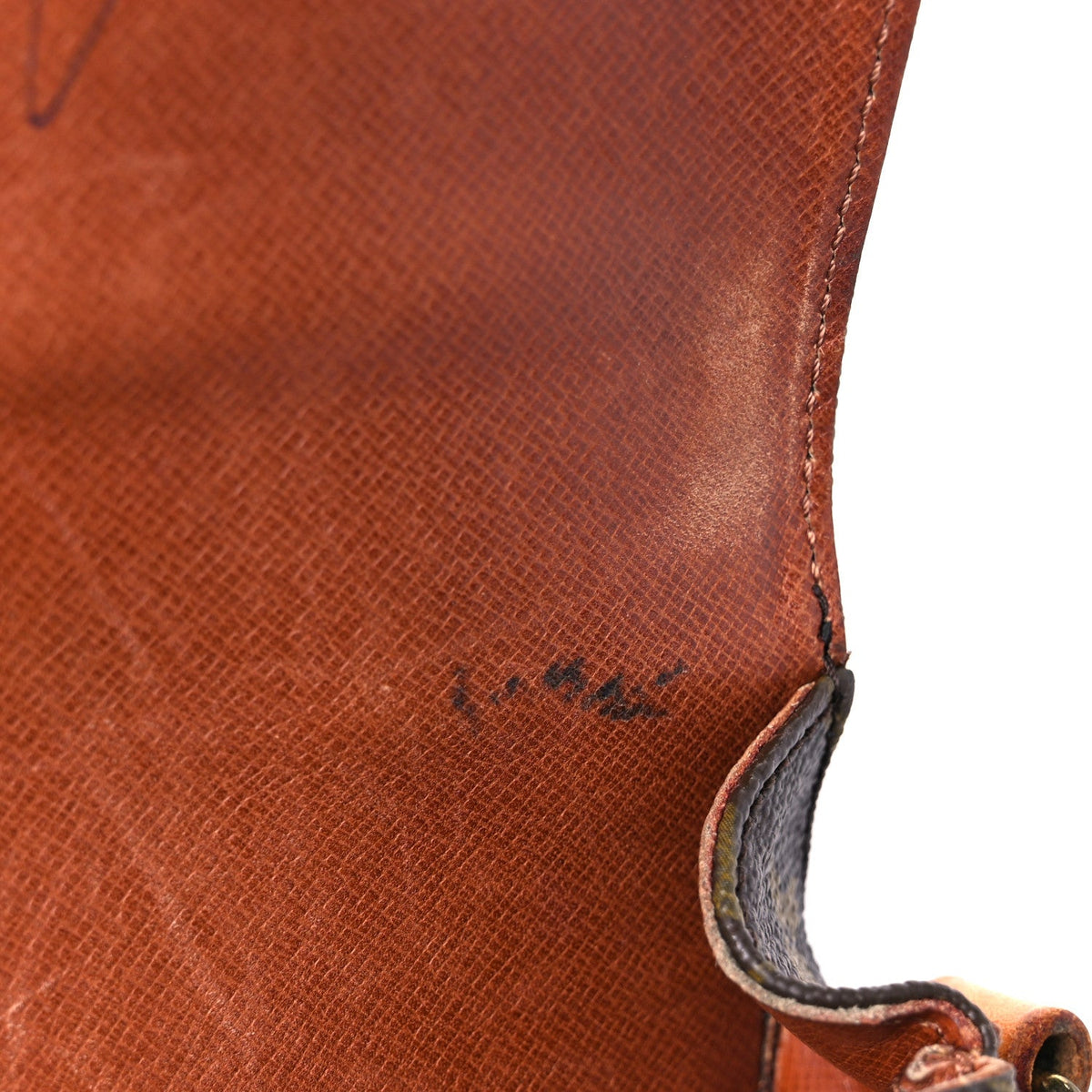 Monogram Cartouchiere 17