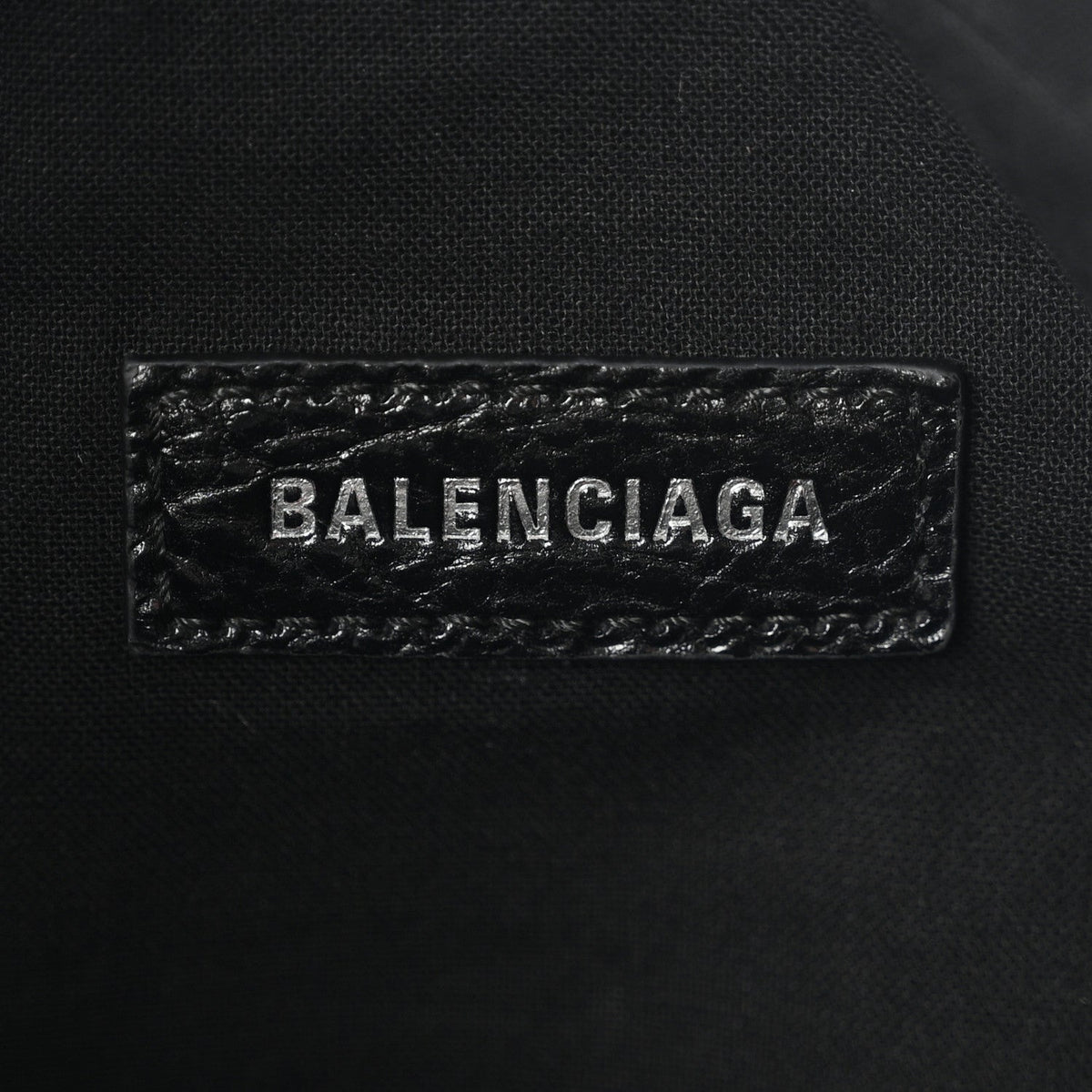 Agneau Arena Superbusy Messenger Bag Black
