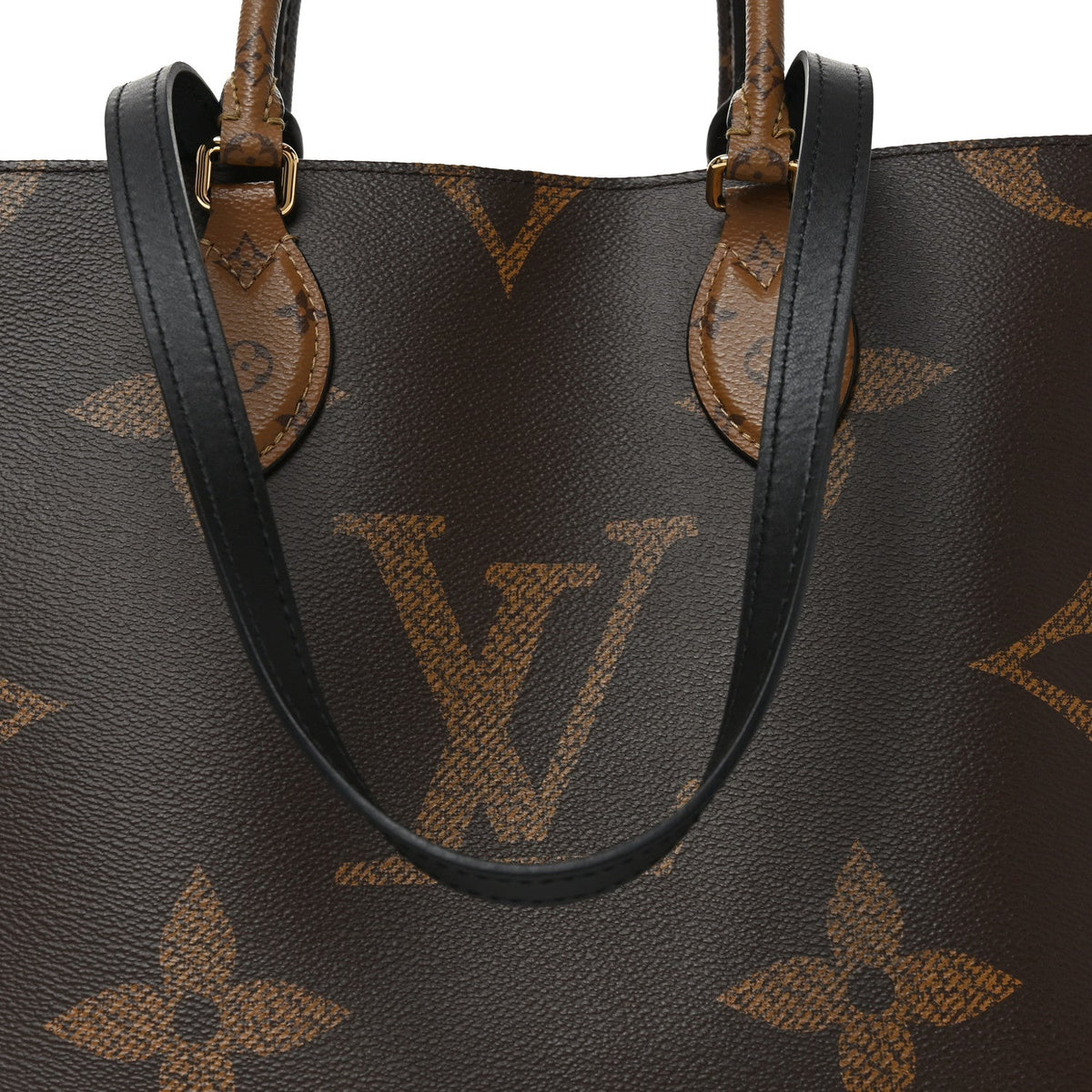 Reverse Monogram Giant Onthego MM