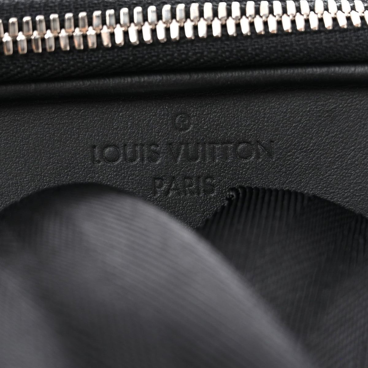 Damier Graphite Avenue Backpack