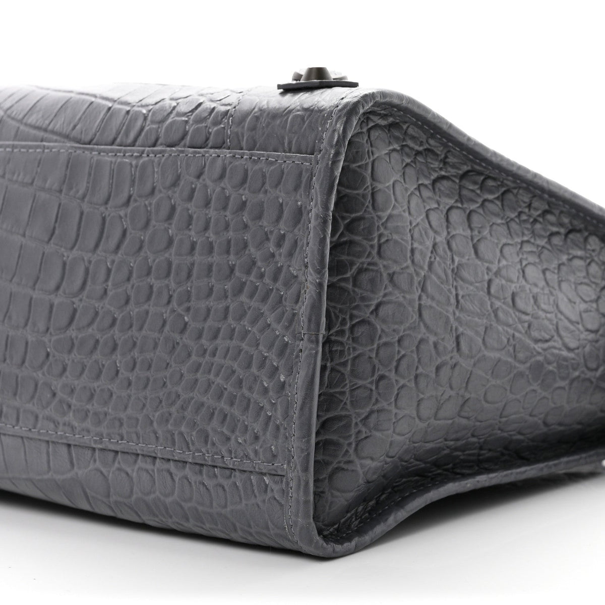 Calfskin Crocodile Embossed Classic Hardware City Gris Beton