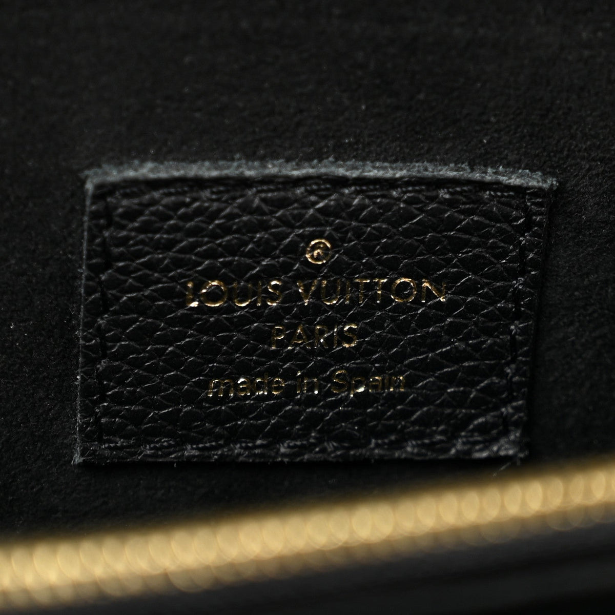 Monogram Victoire Black