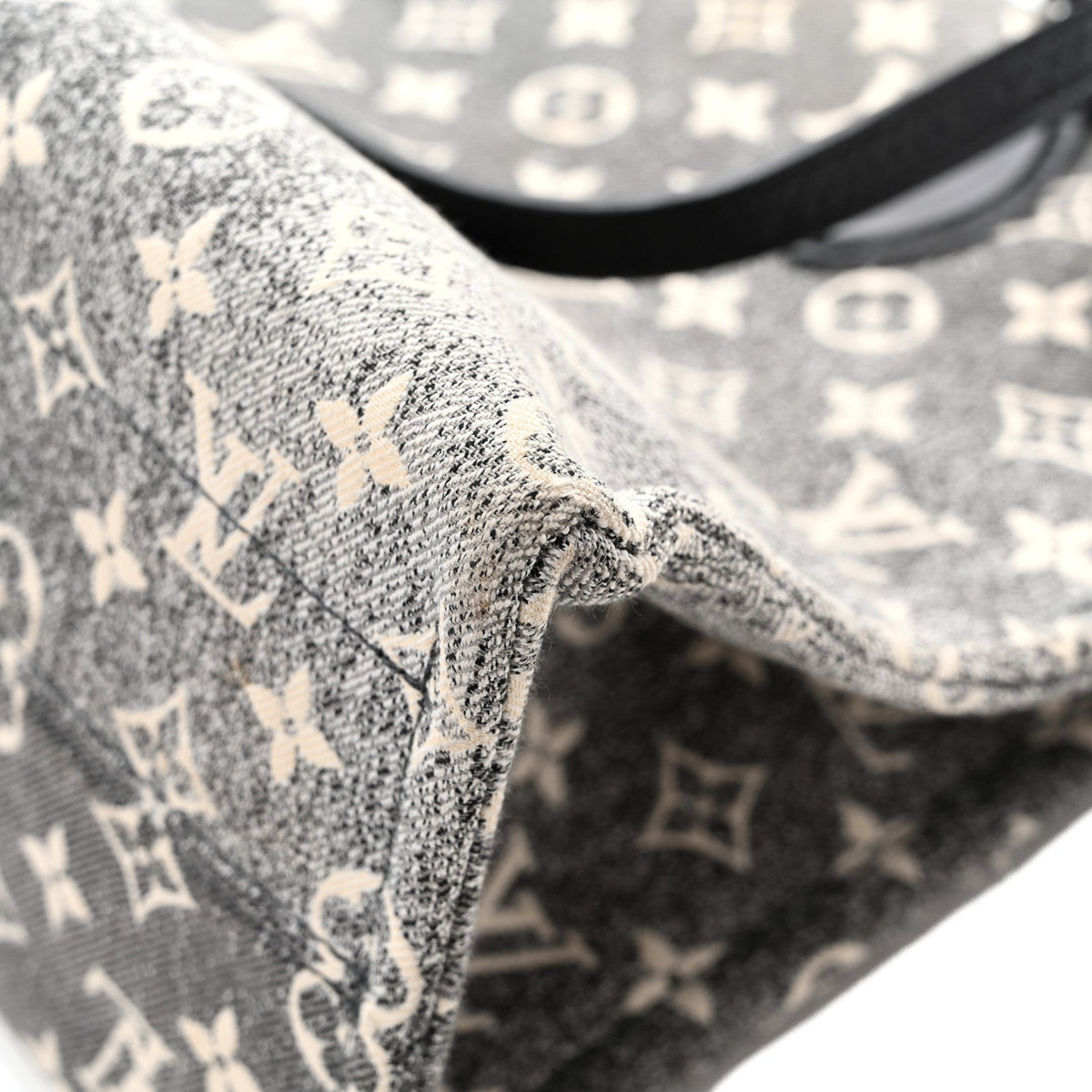 Monogram Jacquard Denim Onthego MM Black