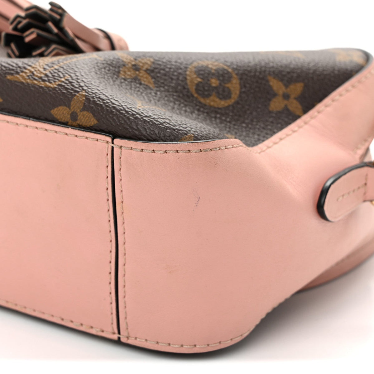 Monogram Saintonge Rose Poudre