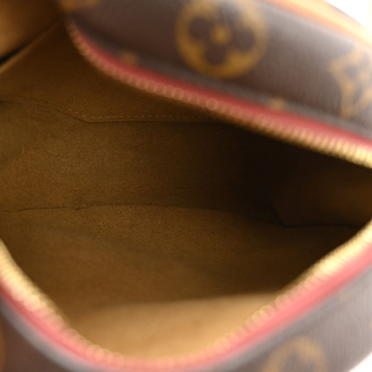 Monogram Boite Chapeau Souple PM