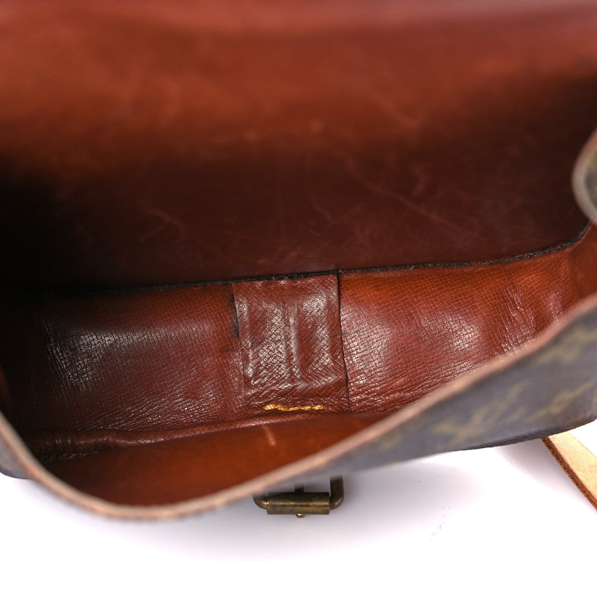 Monogram Cartouchiere 17