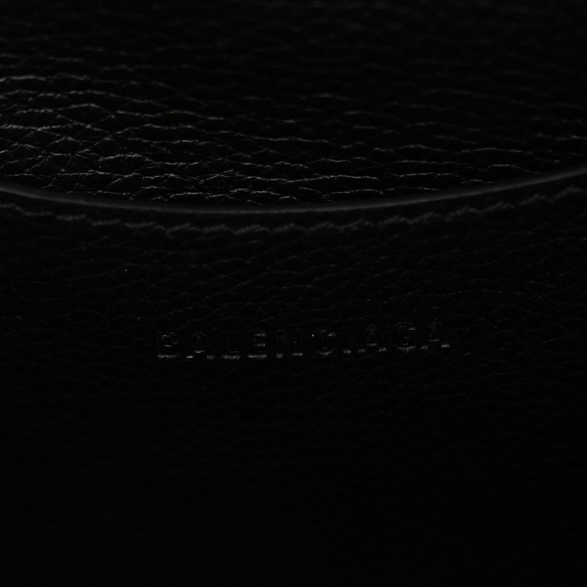 Grained Calfskin Neo Classic Gold Hardware S City Black