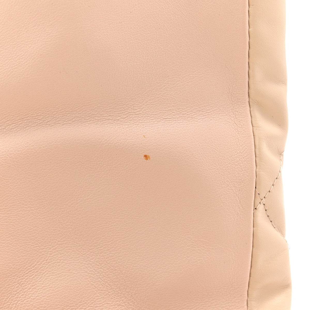 Nappa Calfskin Quilted Touch B Puffy Clutch Light Beige