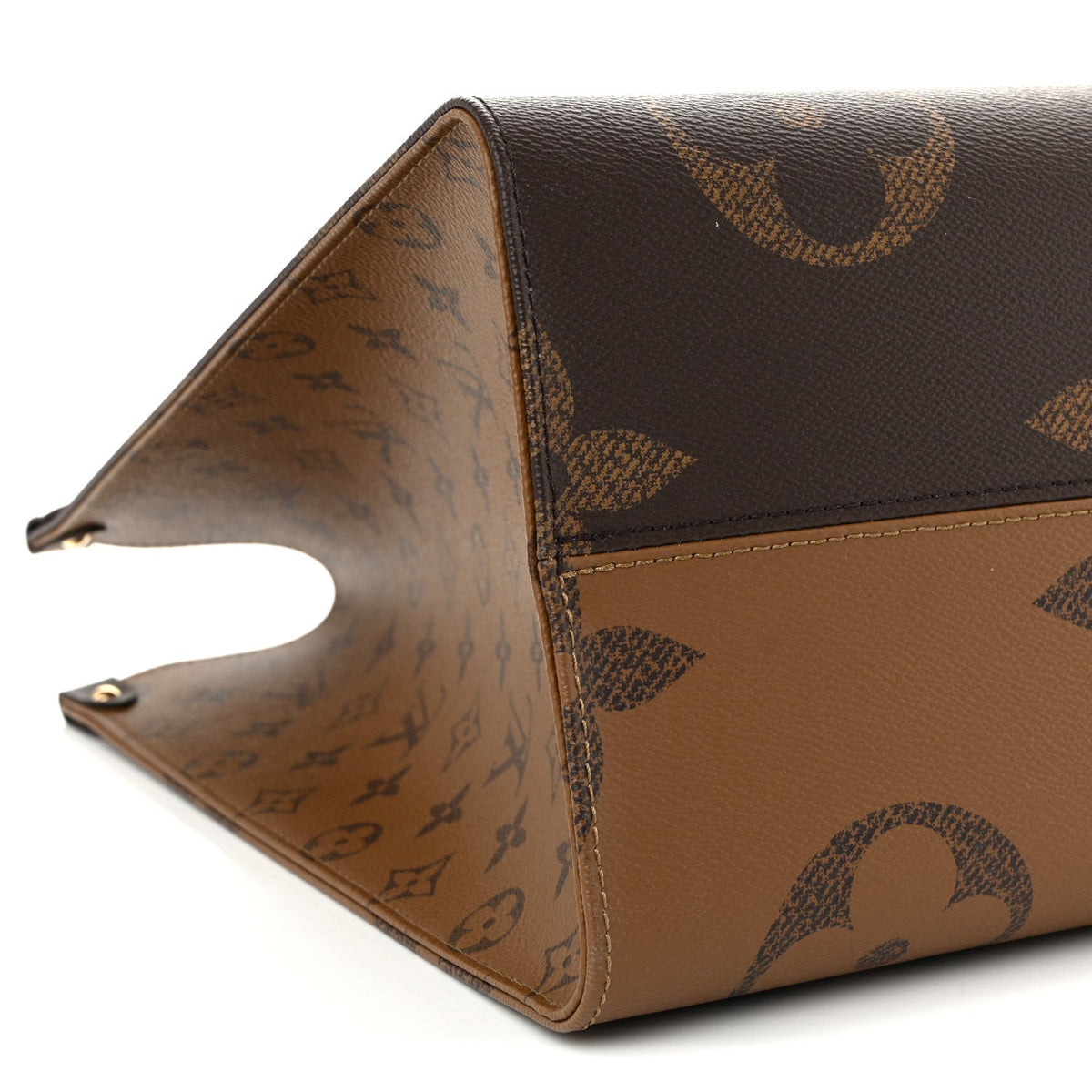 Reverse Monogram Giant Onthego GM