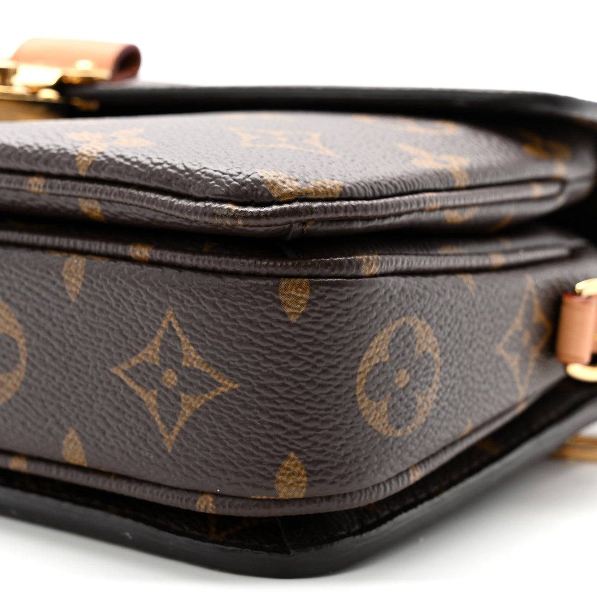 Monogram Pochette Metis East West