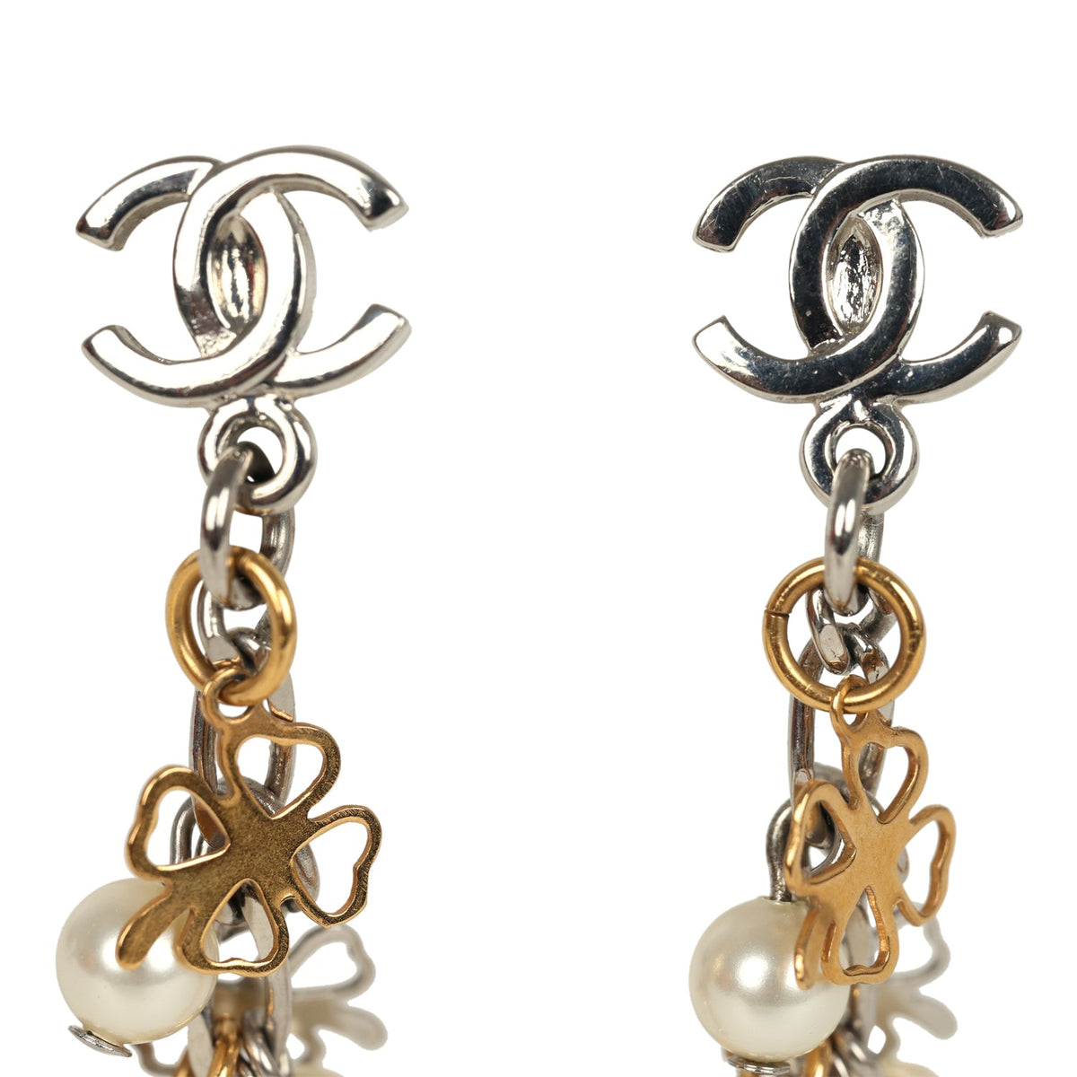 Pre-owned Chanel CC Clovers & Hearts Dangle Earrings Mixed Metal Hardware