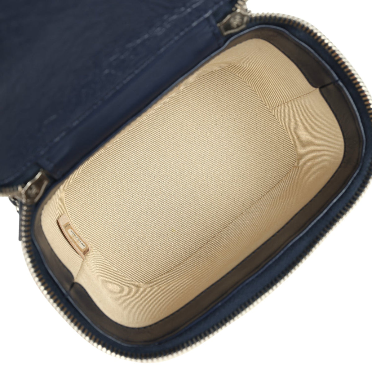 Pre-owned Chanel Small Top Handle Vanity Case Beige Raffia and Navy Calfskin Silver Hardware
