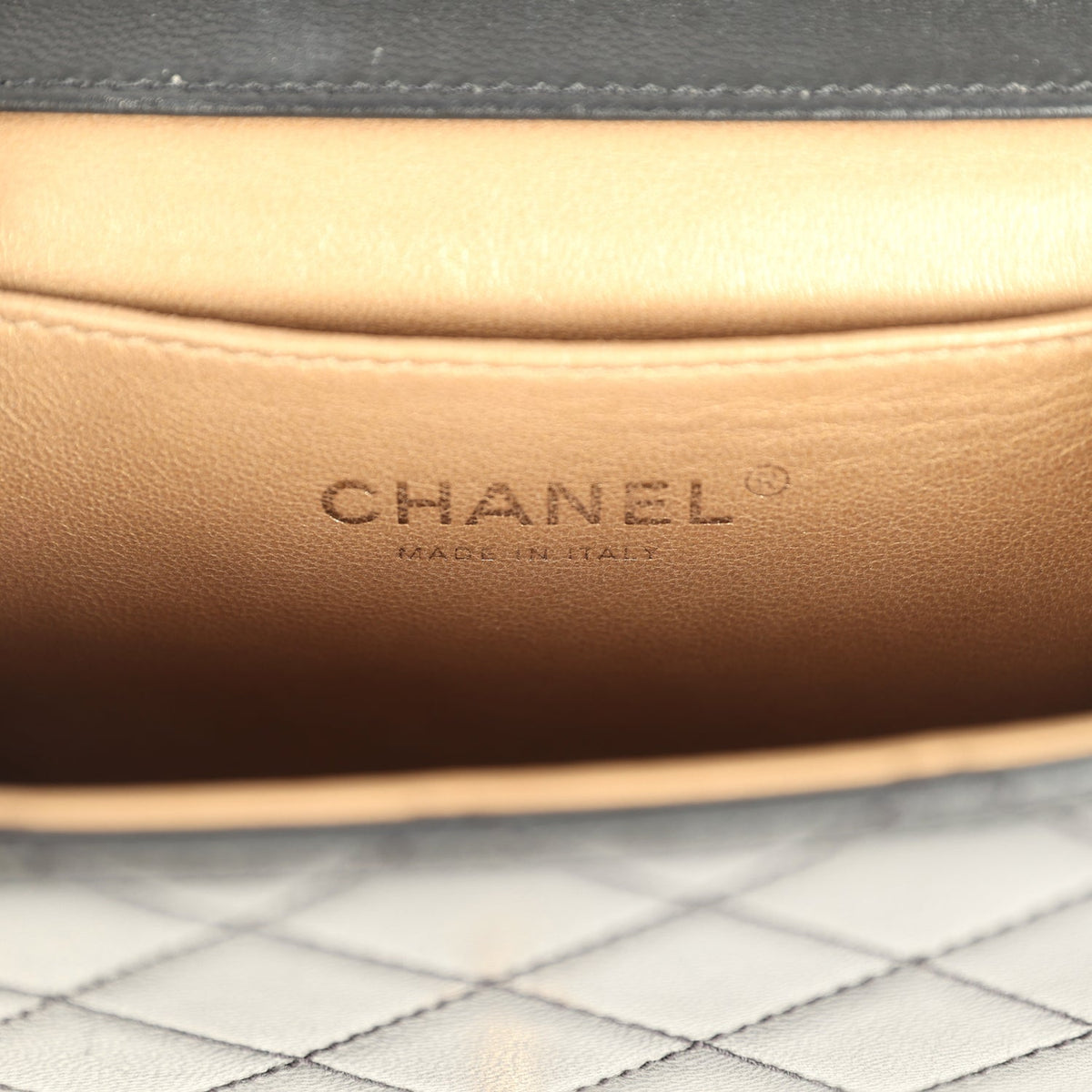 Pre-owned Chanel Chic Pearls Flap Bag Black Calfskin Brushed Gold Hardware