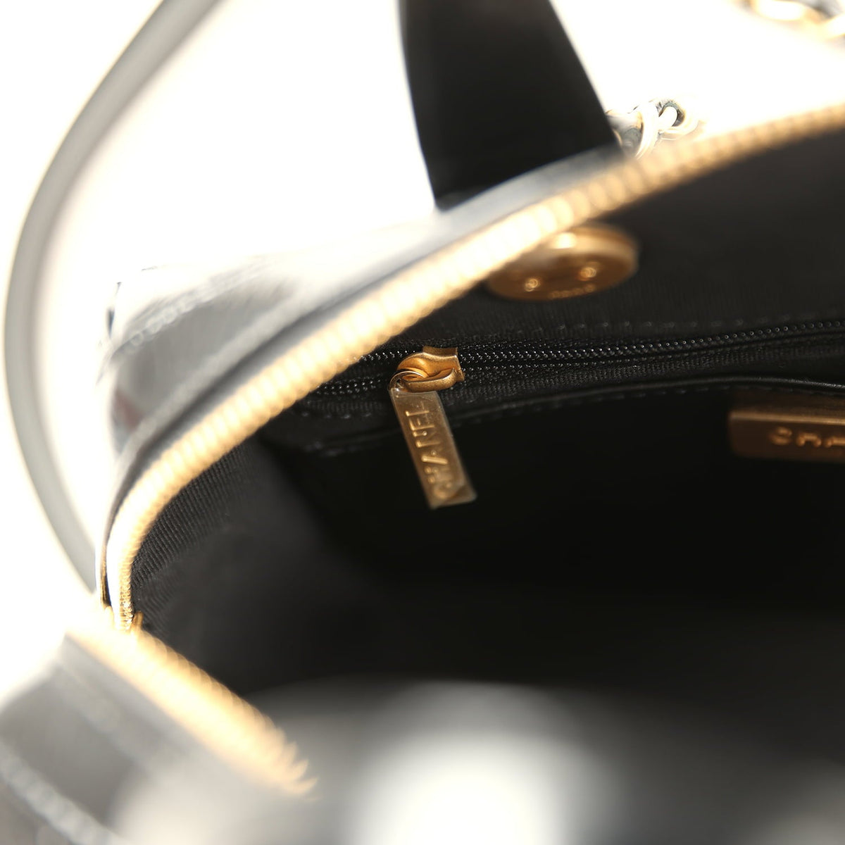 Pre-owned Chanel "CC Travel" Bowling Bag Black Shiny Crumped Calfskin Antique Gold Hardware
