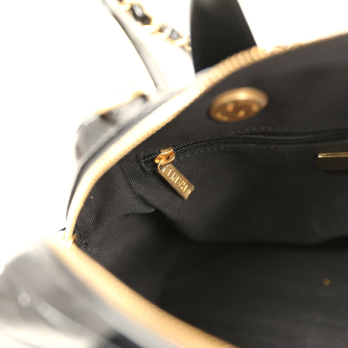 Pre-owned Chanel "CC Travel" Bowling Bag Black Shiny Crumped Calfskin Antique Gold Hardware