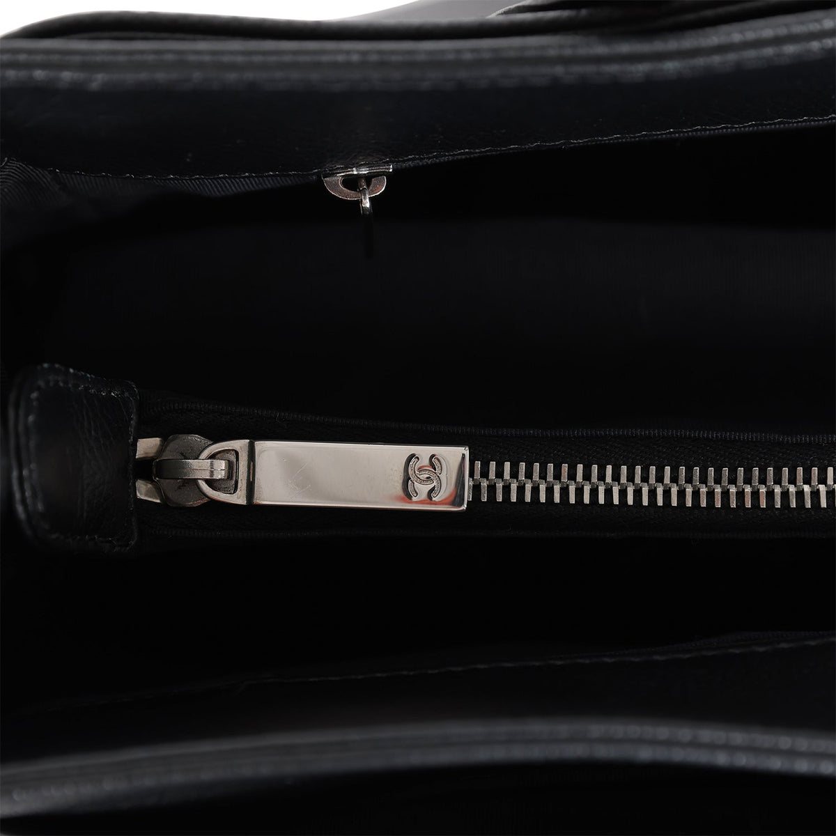Pre-owned Chanel Large Executive Cerf Tote Bag Black Grained Calfskin Silver Hardware