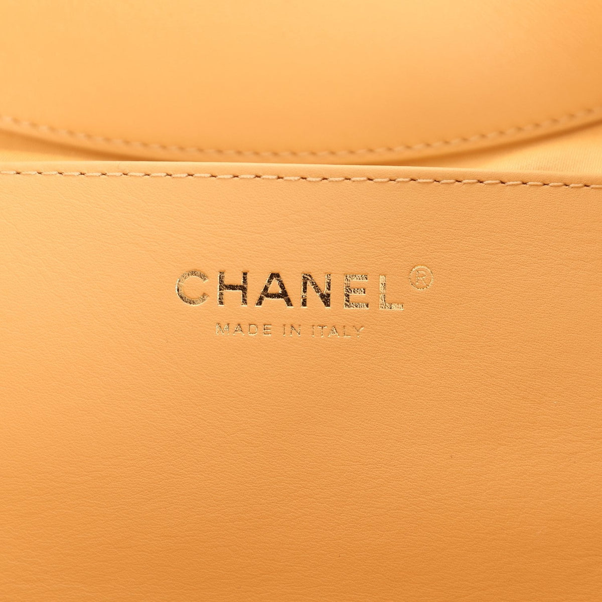 Pre-owned Chanel Small Shopping Bag Beige Braided Raffia Light Gold Hardware