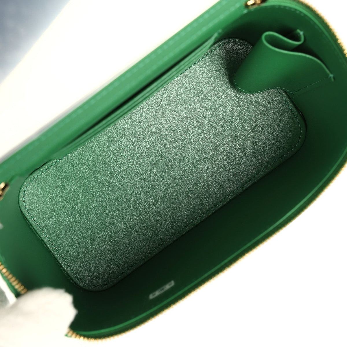 Chanel Small Top Handle Vanity Case Green Croc Embossed Calfskin Gold Hardware