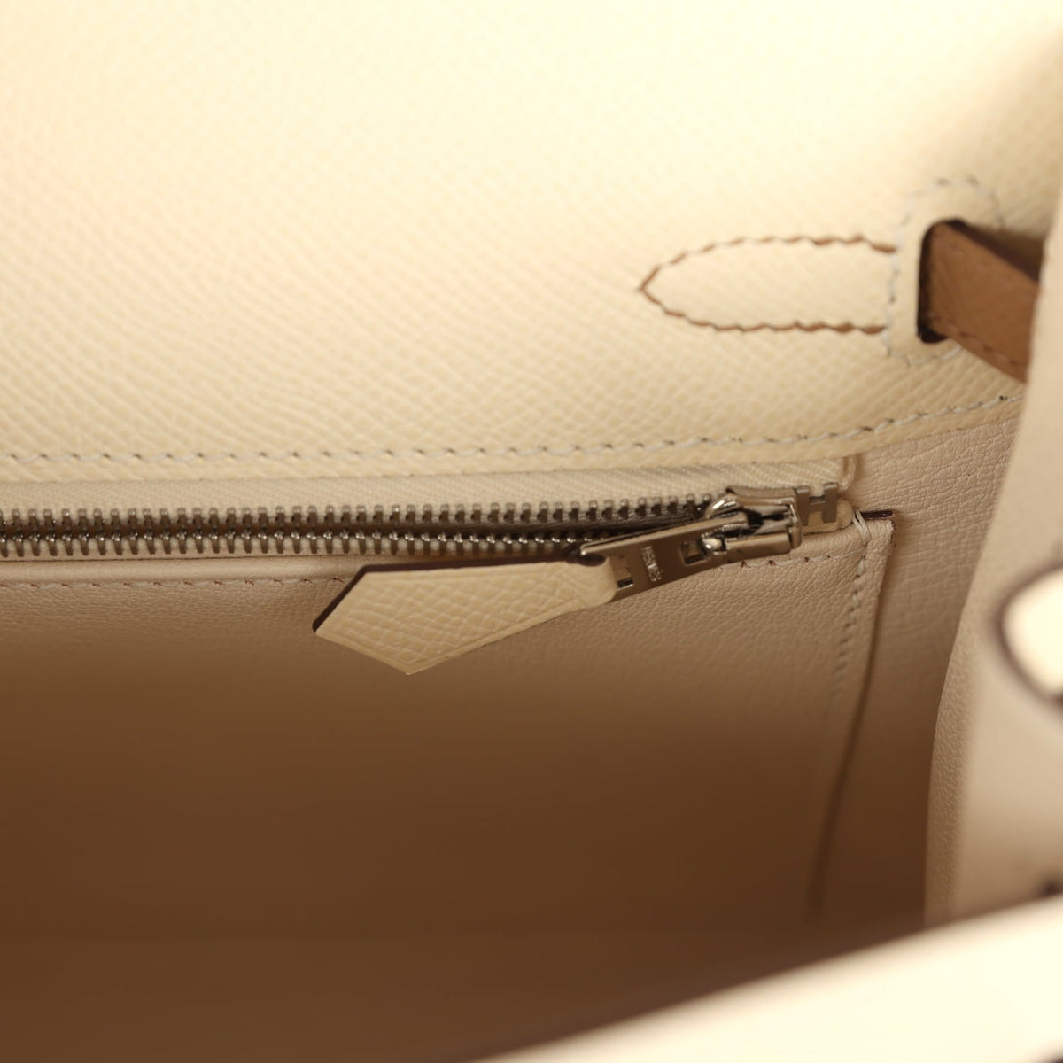 Hermes Kelly Sellier 25 Tri-Color Nata, Chai, Gris Meyer Epsom Palladium Hardware