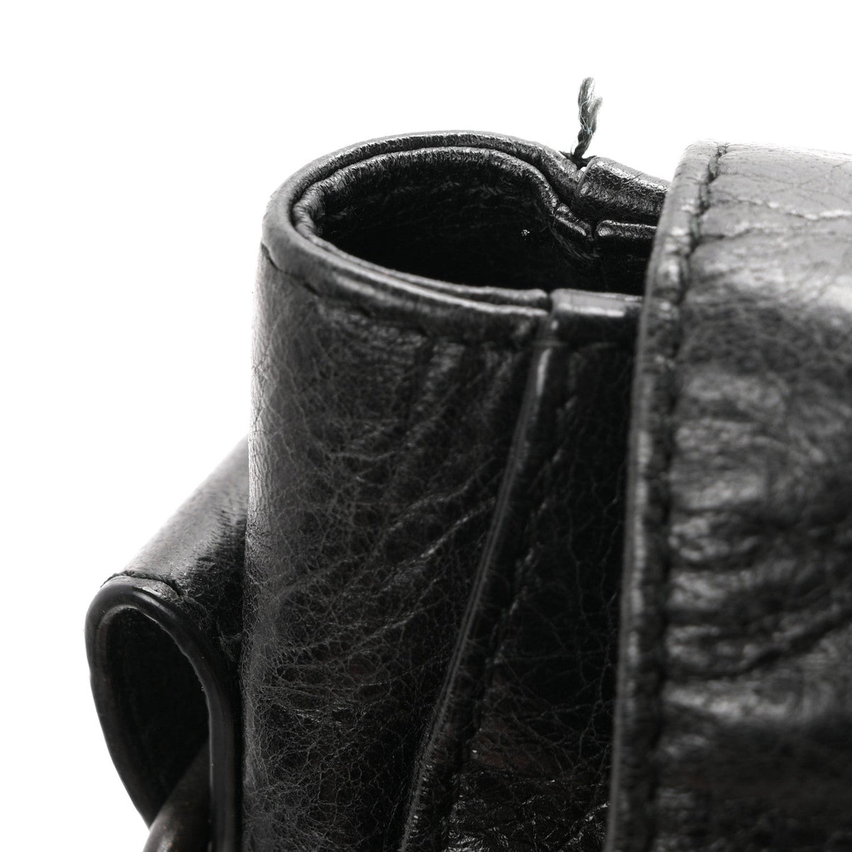 Agneau Classic Hardware Neo Folk Messenger Black