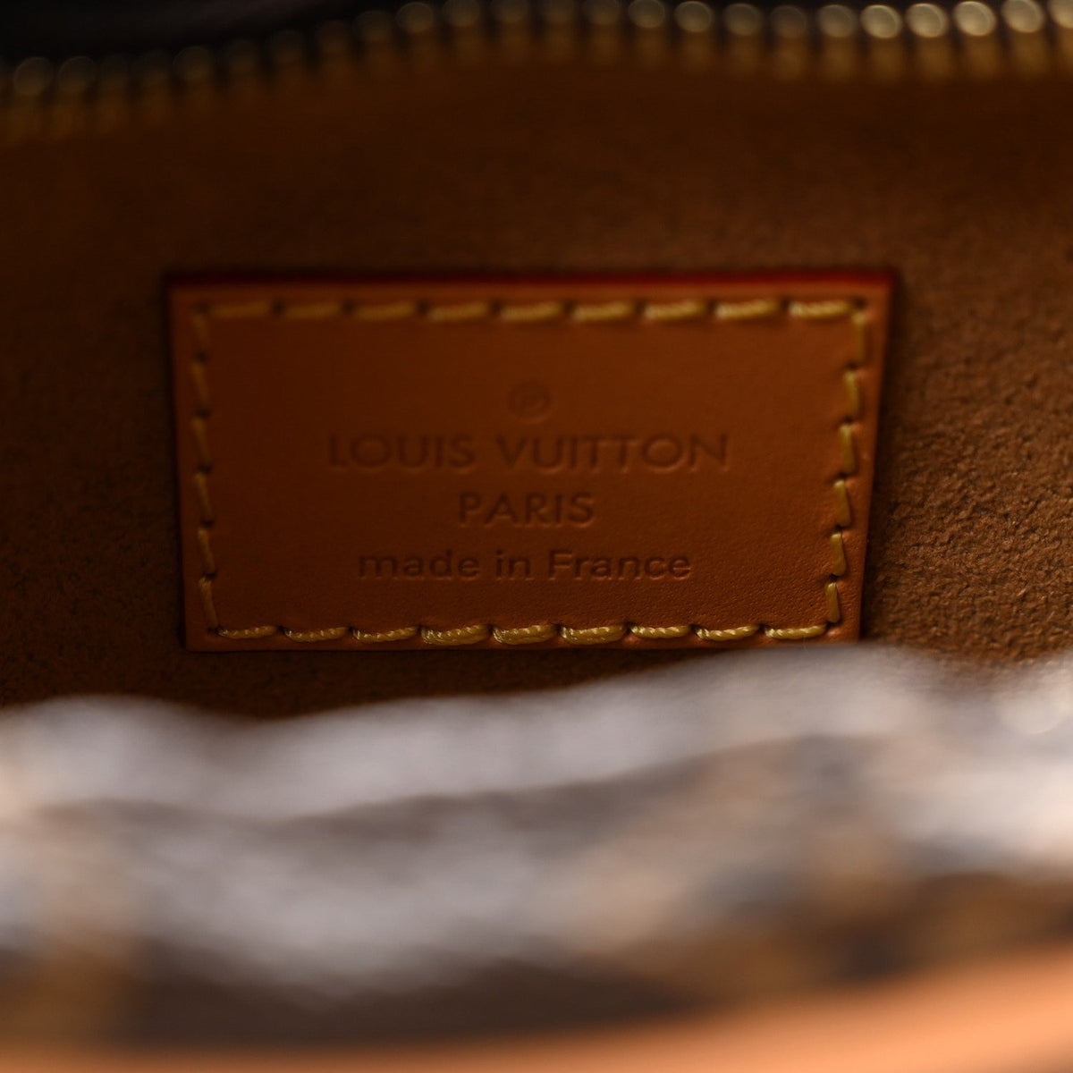 Monogram Loop