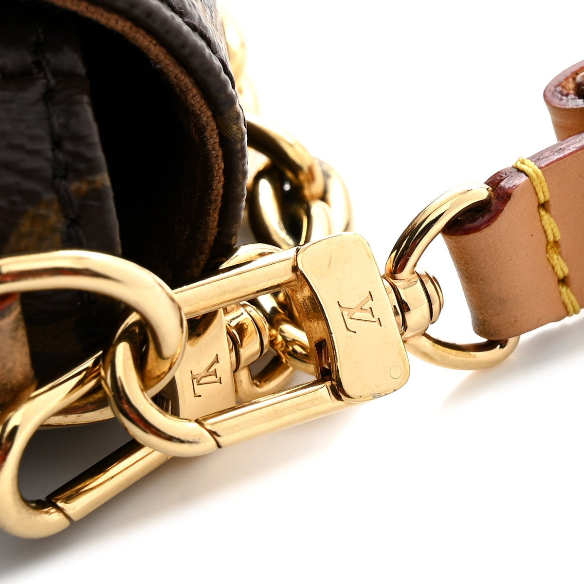 Monogram Ivy Wallet On Chain