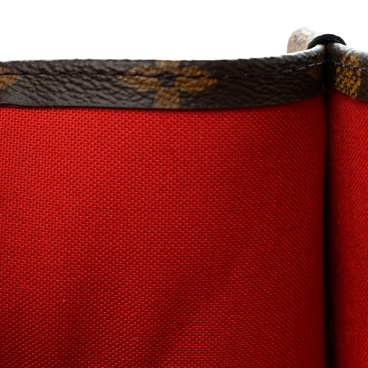 Reverse Monogram Giant Onthego MM