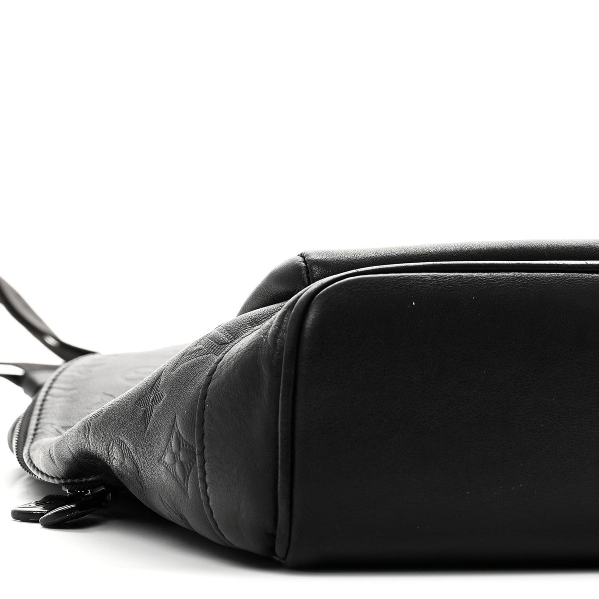 Monogram Shadow Racer Slingbag Black