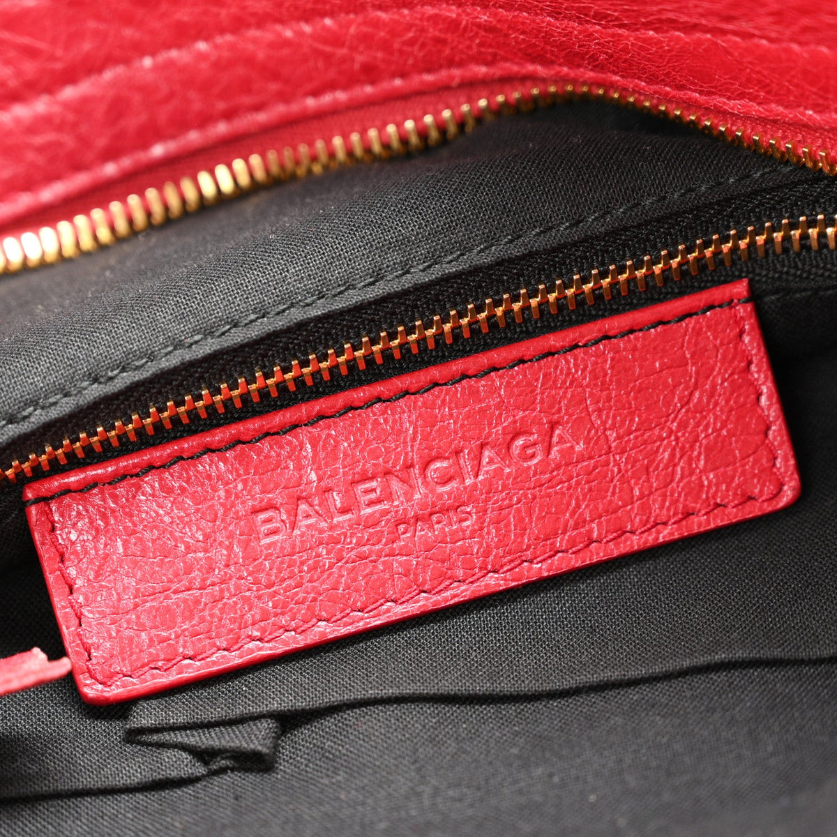 Agneau Classic Gold Hardware Velo Rouge Sapphire