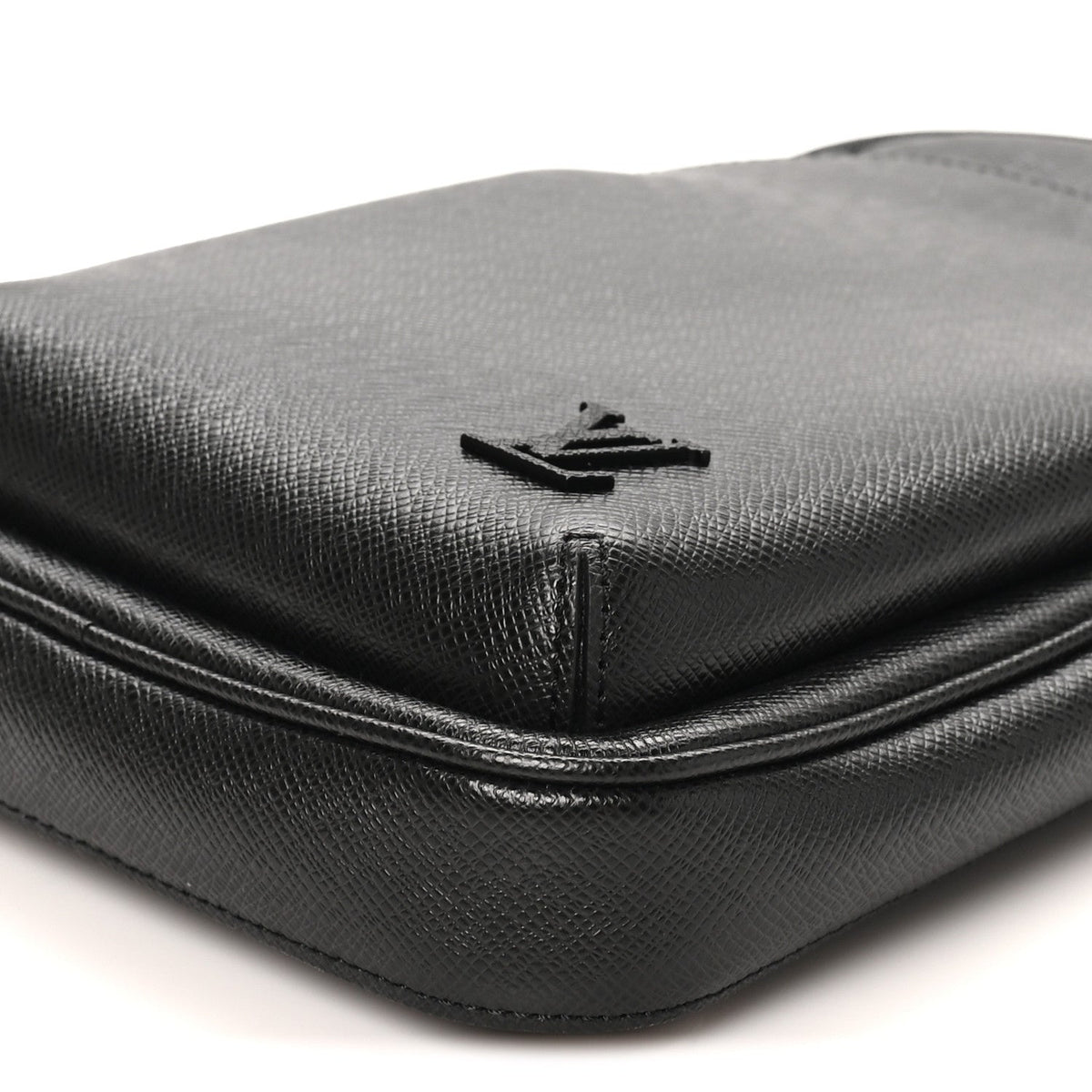 Taiga Avenue Sling Bag NM Black