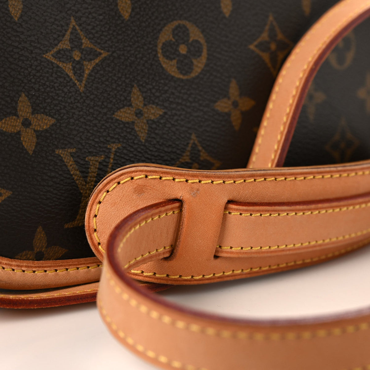 Monogram Sologne