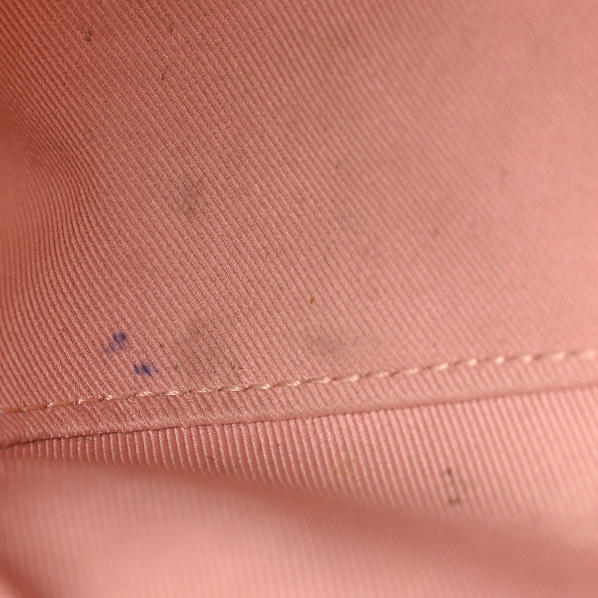 Monogram Saintonge Rose Poudre