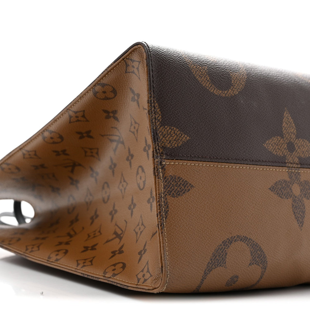 Reverse Monogram Giant Onthego GM