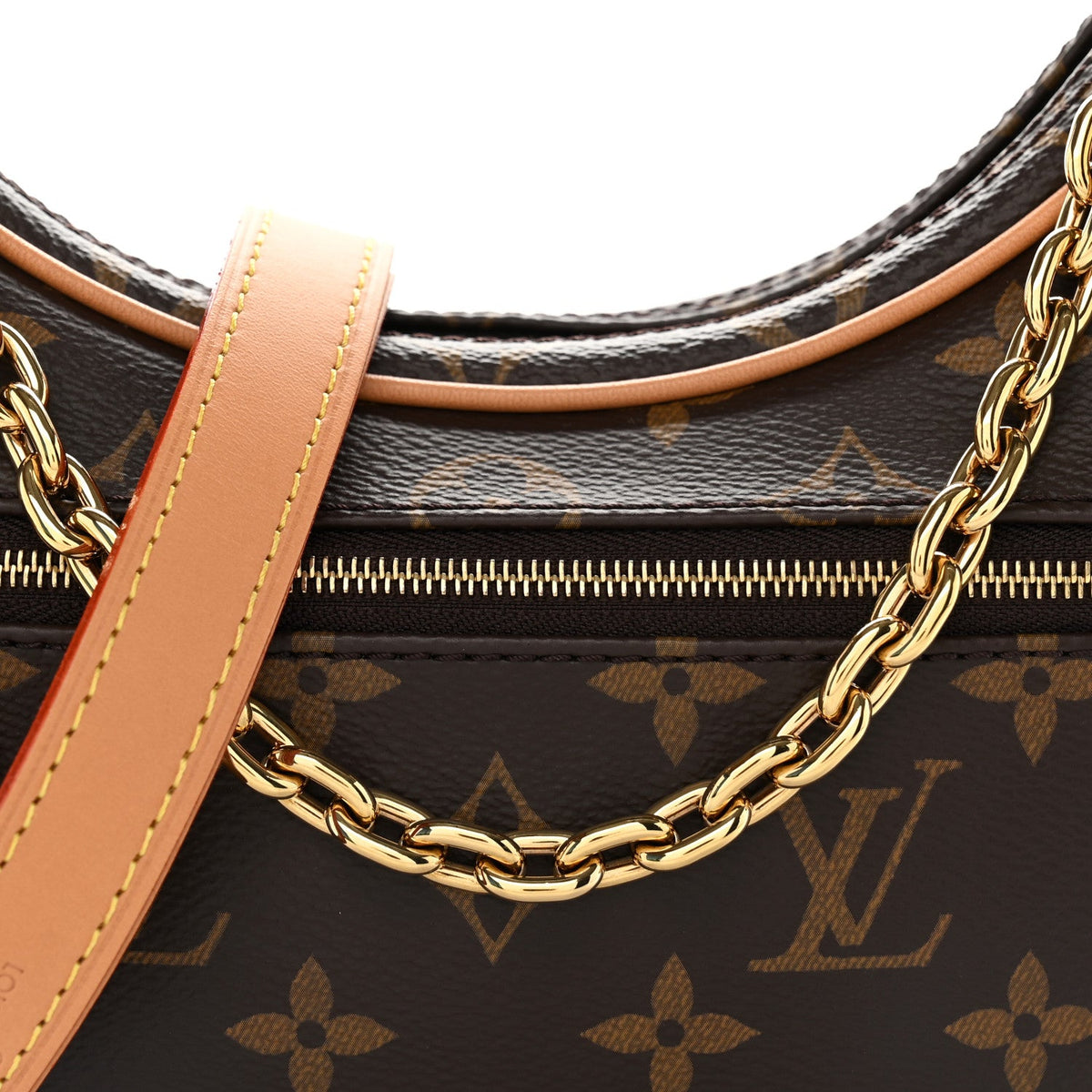 Monogram Loop