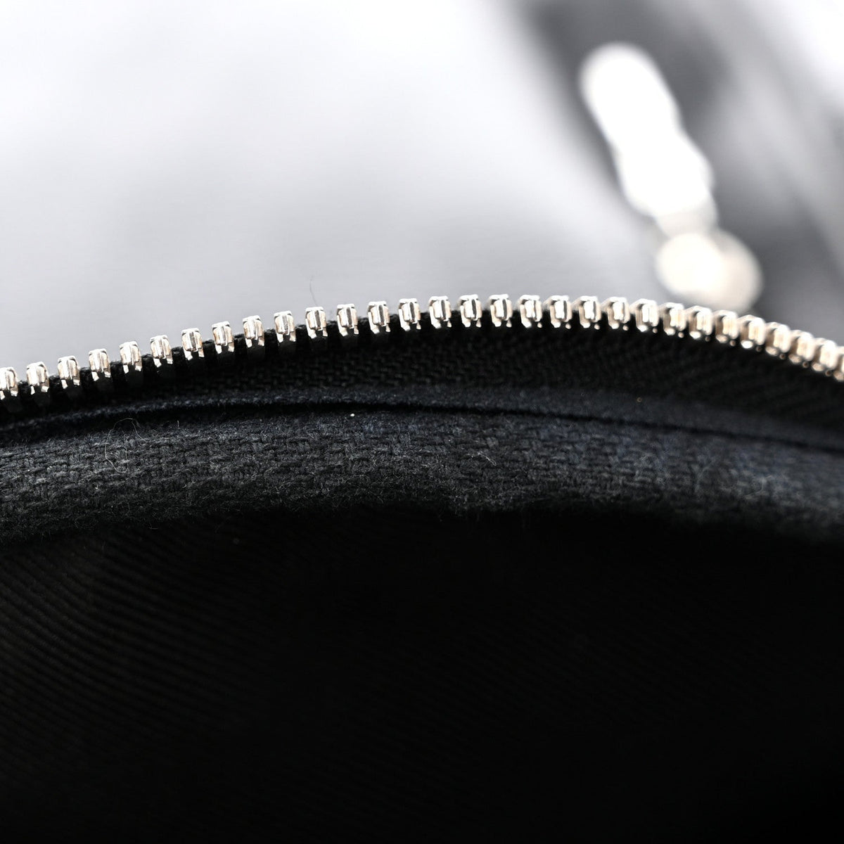 Damier Graphite Avenue Backpack