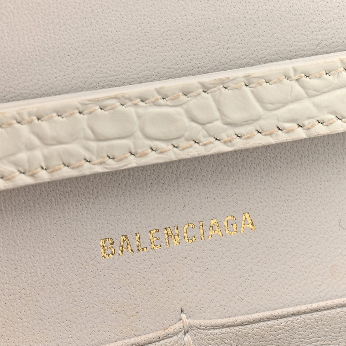 Shiny Calfskin Crocodile Embossed Hourglass Chain Bag White