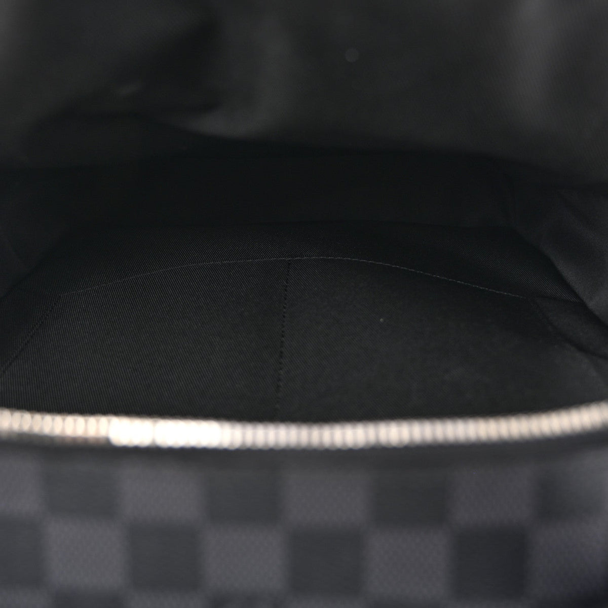 Damier Graphite Avenue Backpack