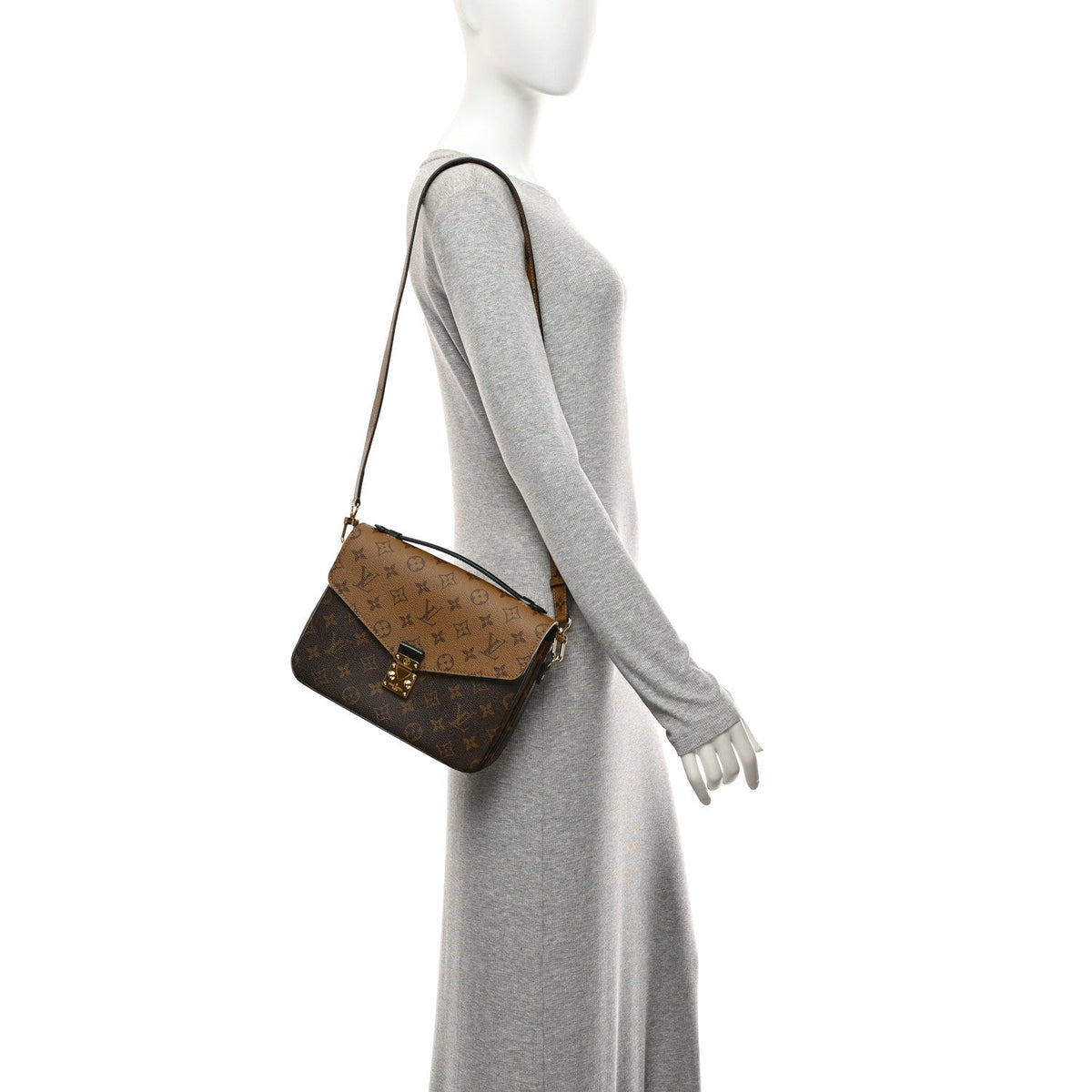 Reverse Monogram Pochette Metis