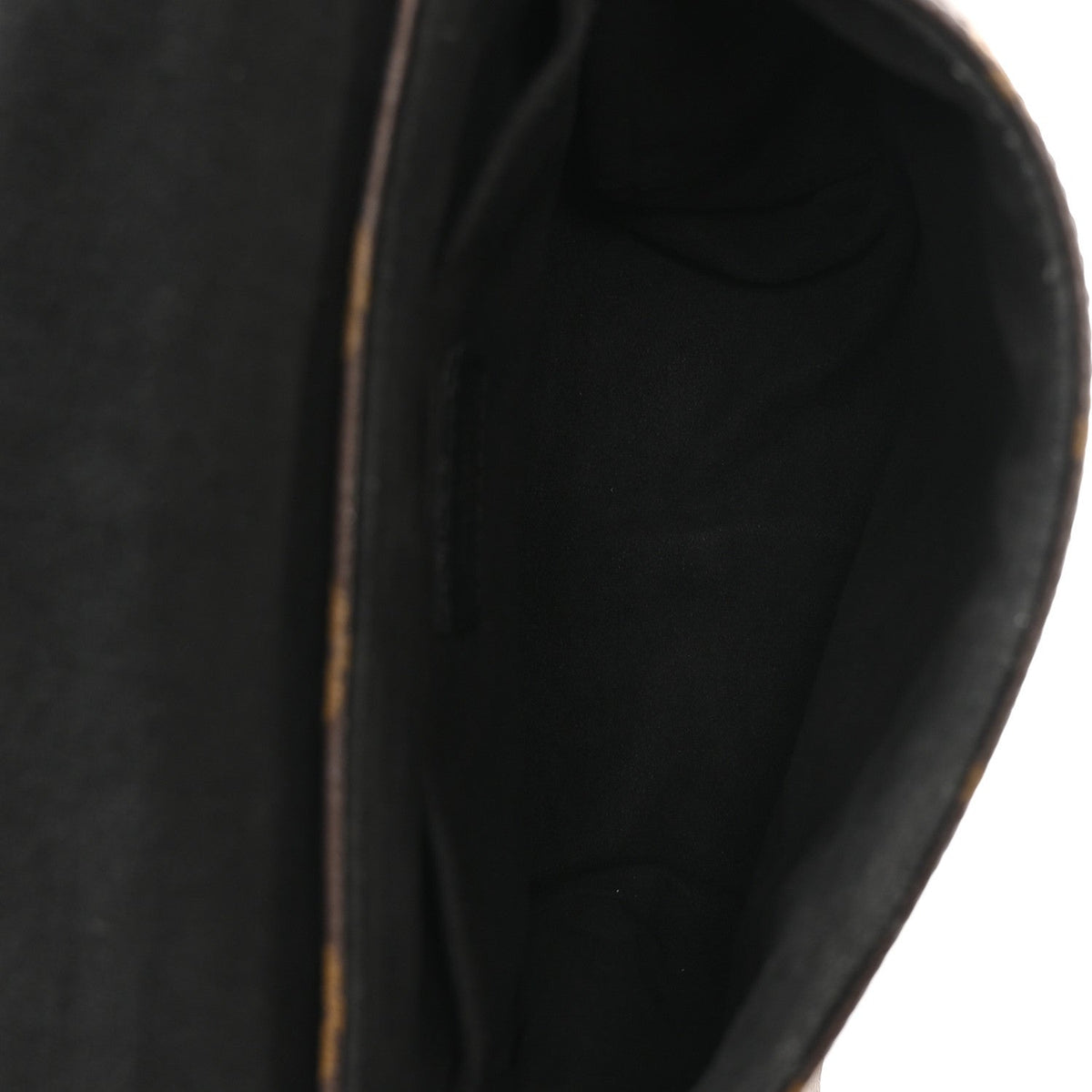 Monogram Locky BB Black